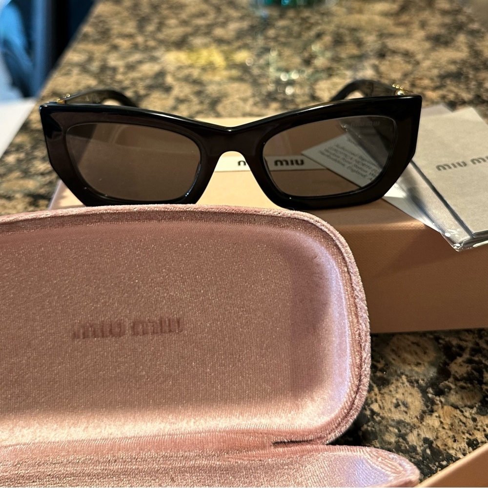 BRAND NEW IN Box- Miu Miu Black Women’s MU 09WS53- X 53mm Rectangle Sunglasses